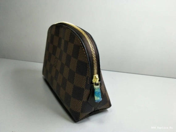 AAA Pruses Bags LOUIS VUITTON COSMETIC POUCH 0729